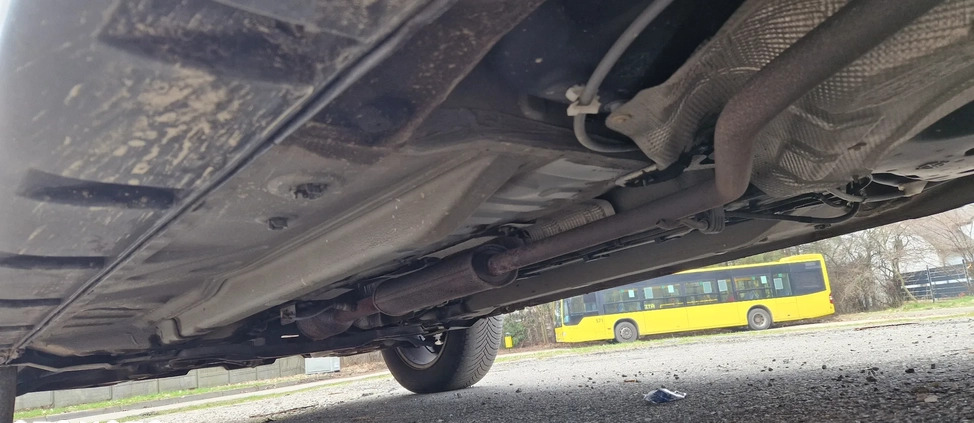 Dacia Duster cena 33800 przebieg: 196000, rok produkcji 2014 z Świdnica małe 211